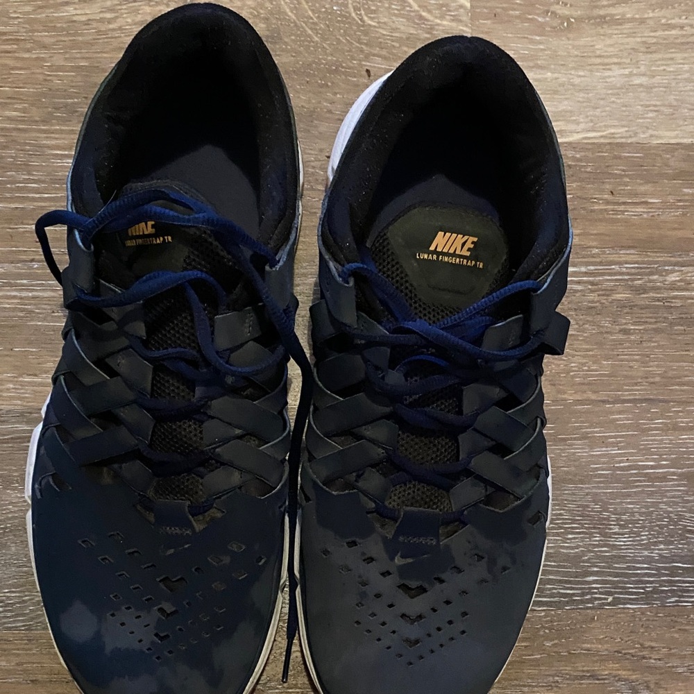 Nike Men's Black and Blue Athletic Shoes